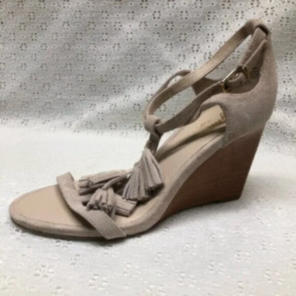 Seychelles beige strappy